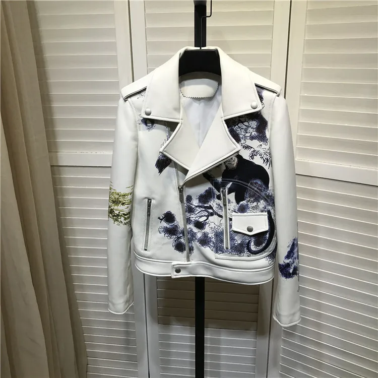 

Chic Women's brand new design animal print leather coat Spring autumn high quality genuine leather biker jackets B636