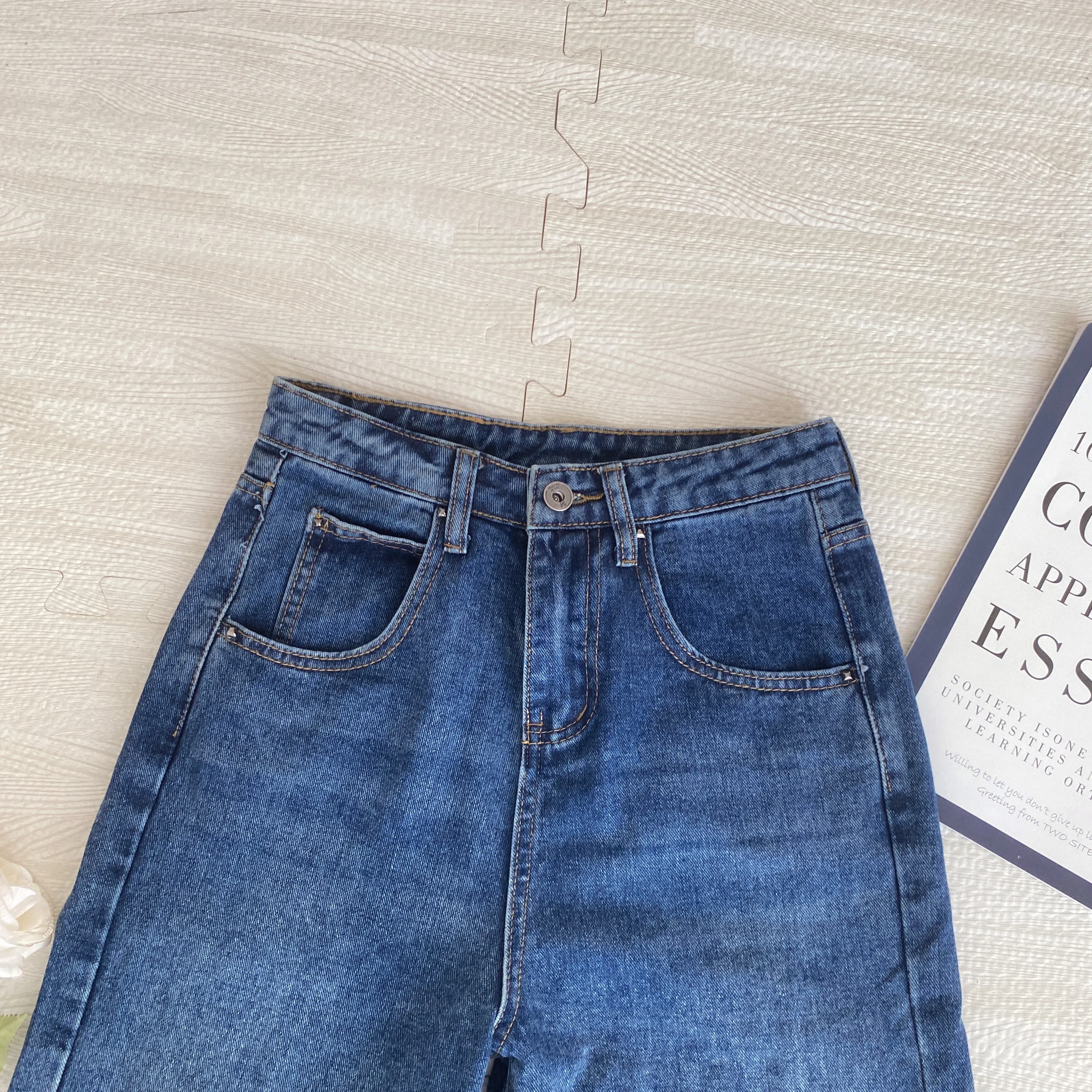 Wind Daylight Spring Autumn Women's Pocket Embroidered Straight-leg Jeans Women's Fashion Jeans miss me jeans