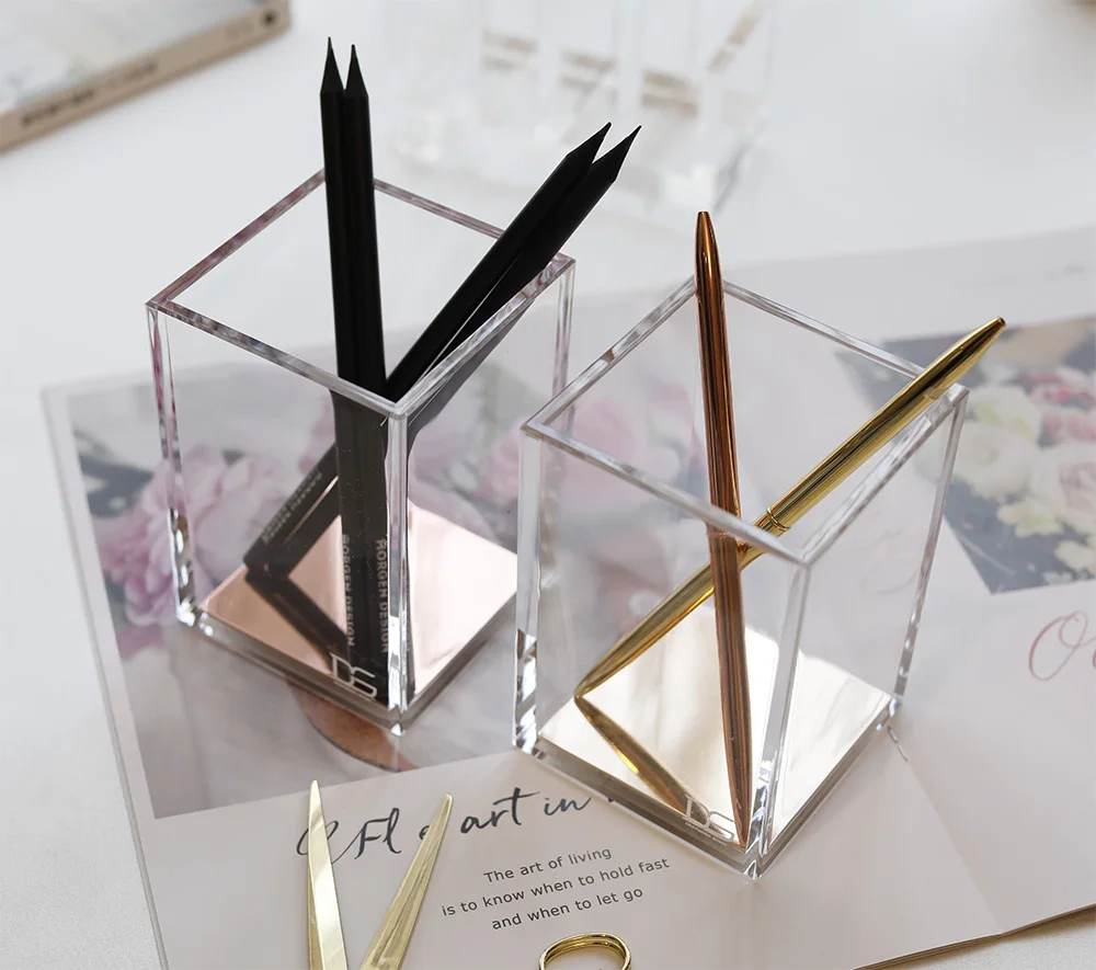 Acrylic pen holder--1