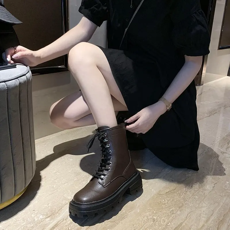 

2020 spring and autumn new wild personality thick-soled thin boots fashion Martin boots female motorcycle short boots X437