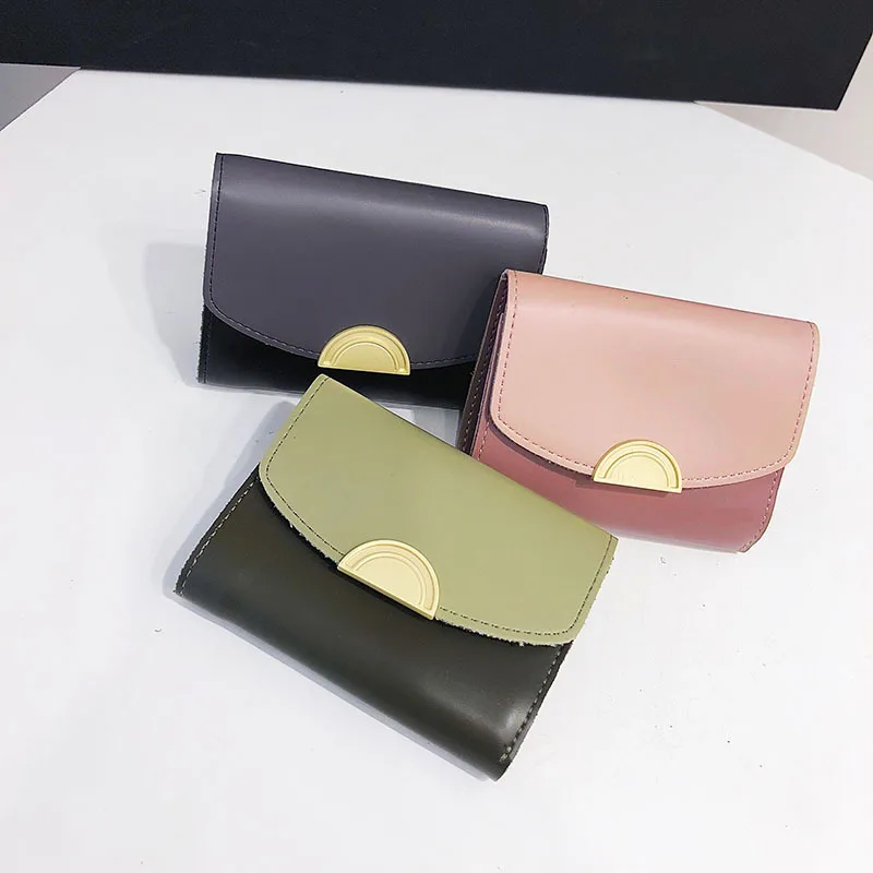 

Contrast Color Short Wallet Semicircle Magnetic Snap Simple Three Fold Women's Wallet
