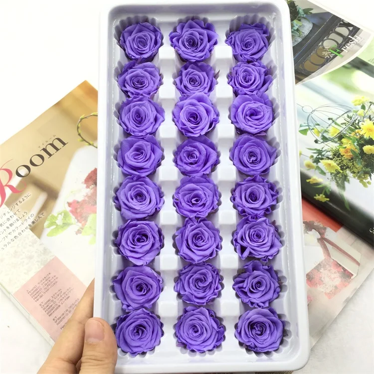 violet 24 шт./кор. высокого качества вечные цветы цветок бессмертная роза 2 см диаметр подарок вечная жизнь цветок Материал Подарочная коробка уровень B - Цвет: violet