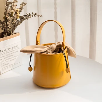 

Retro bucket bag 2020 summer fashion trend handbag solid color single shoulder crossbody bag female Drawstring bag
