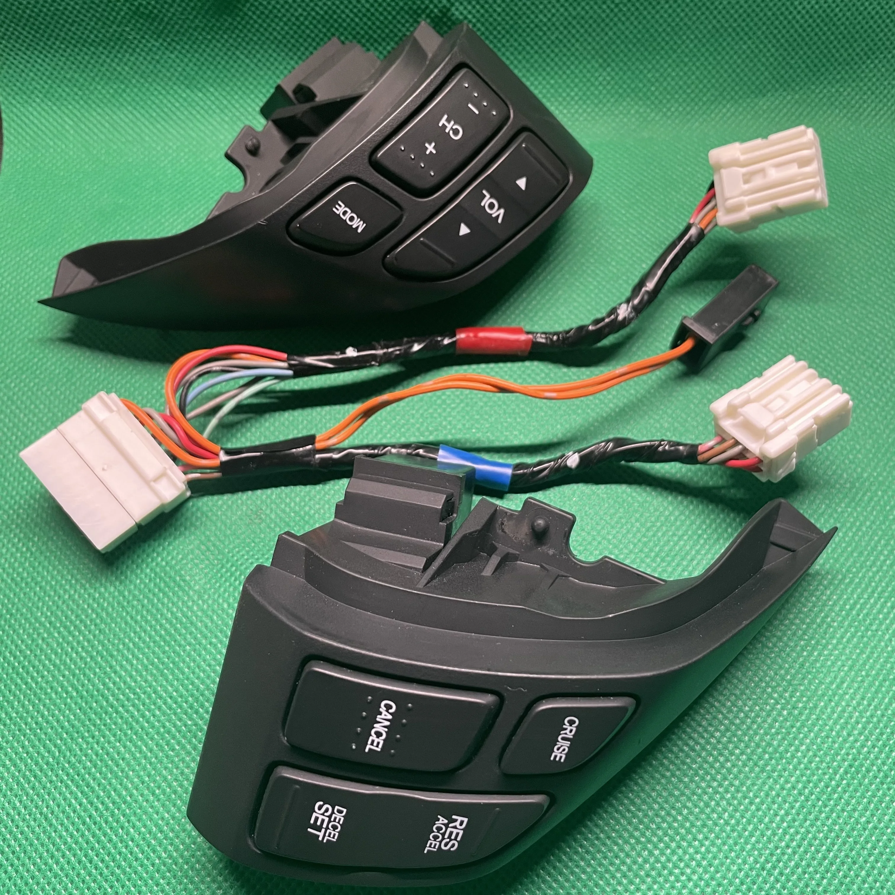 Car Steering Wheel Cruise Control Switch Button Fit For Honda Crv 2007