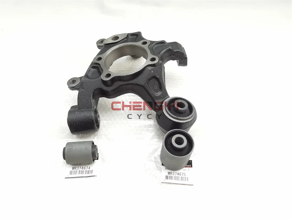 Rear Suspension Steering Knuckle Horn Bushing Rubber Sleeve For Mitsubishi Pajero V73W V63W V97W V87W V93W MR374675 MR375674 rear steering knuckle bushing
