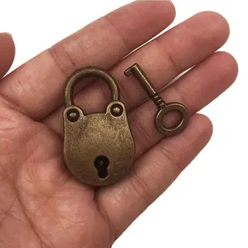 

1pc Antique Bronze Lock Copper Old Antique Style Mini Locks Padlocks Jewelry Decoration 22*37mm Box Key Padlock Archaize Al W5H1
