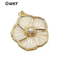 WT-JP171 Newst Product Vintage White Shell Pendant With Carved Flower Shape For Women Jewelry 1