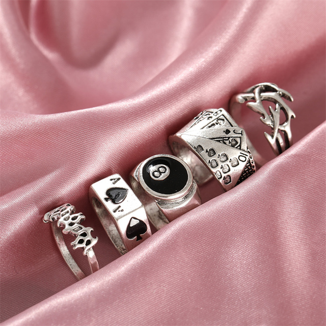 Gothic Poker Ring Set for Women Vintage Spades Ace Silver Plated Retro Rhinestone Charm Billiards Rings Finger Jewelry