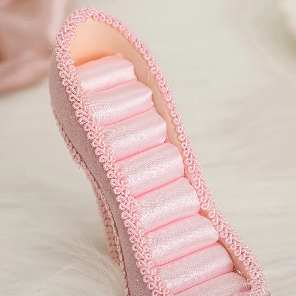 Elegant High Heel Shoe Ring Holder Jewel Display Stand Rack Resin Material Pink Color for Home Decor Supplies Elegant High Heel Shoe Ring Holder Jewel Display Stand Rack Resin Material Pink Color for Home Decor Supplies