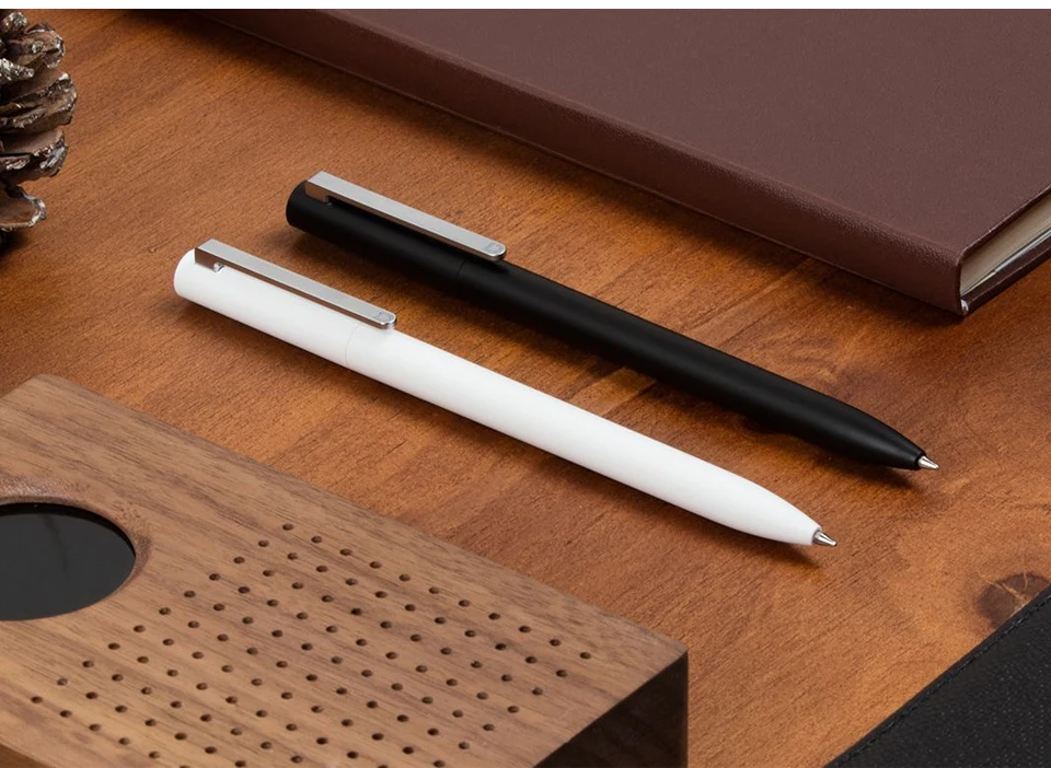 Original-Xiaomi-Mijia-Roller-Pen-with-0.5mm-Swiss-Refill-120-Degree-Rotation-143mm-Rolling-Ball-Pen-White- (4)