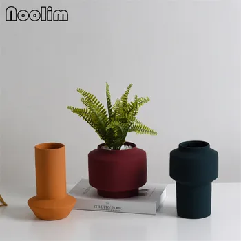 

Nordic Geometric Ceramic Flower Vase Office Desktop Ornament Creative Dried Flower Container Bedroom Living Room Decoration
