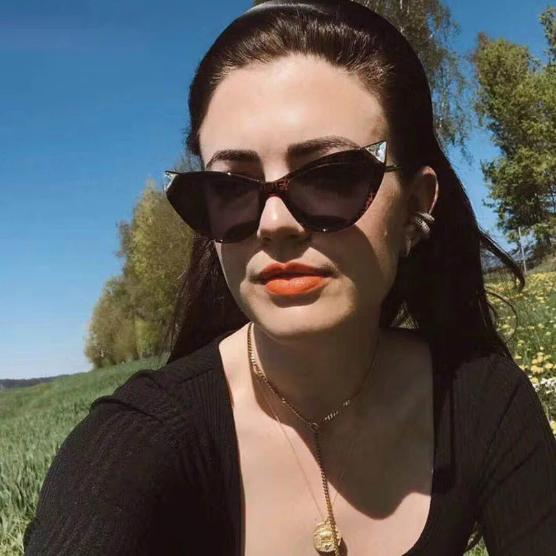 

Ladies Sunglasses Fashionable Personality Cat Eye Sunglasses Driving Diamond-studded Sunglasses Ladies Fishing Travel Sunglasses
