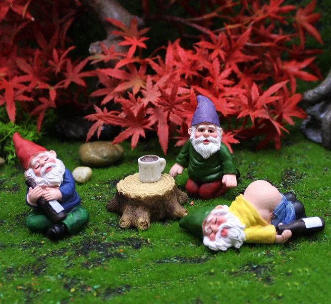 1 Set Mini Fairy Garden Drunk Yoga Gnomes Miniature Ornaments Set Dwarf Bonfire Statues for Flowerpot Garden Decor Accessories 