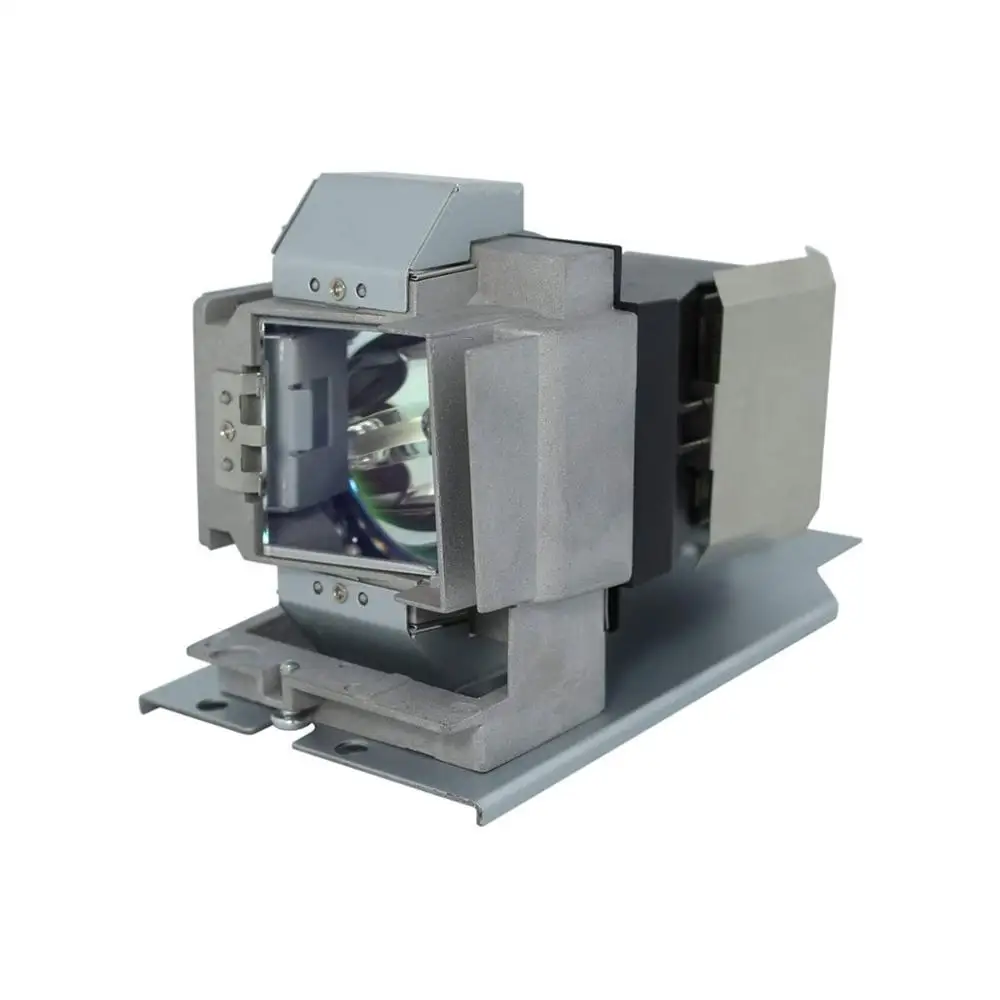 Замена лампы проектора SP-LAMP-084 для IN134UST/IN136UST