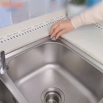 889