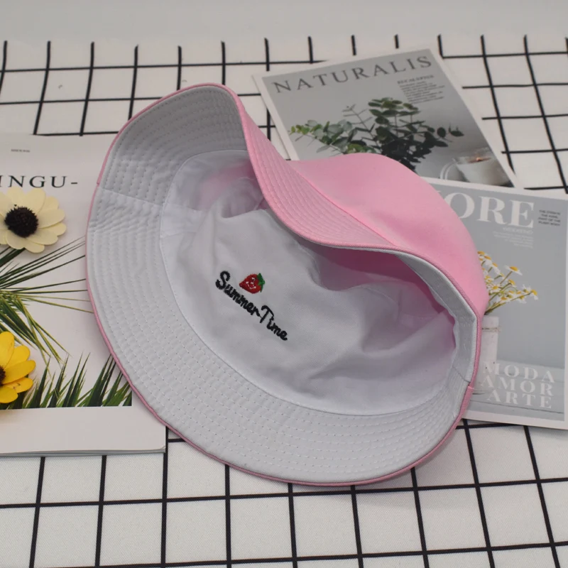 Hot Sale White Bucket Sun Hat Cute Strawberry Embroidery Alphabet Girl Fisherman Hat Ladies Foldable Outdoor Basin Hat M88