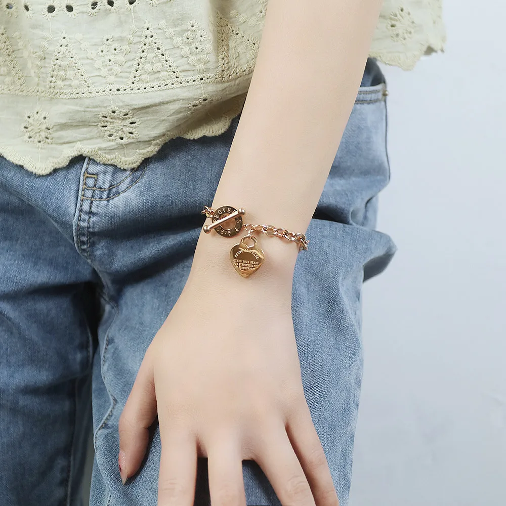 Stainless Steel Love Heart Bracelets For Women Party Gift Fashion Joyas de Chain Charm Bracelets Jewelry Wholesale Text Engraved