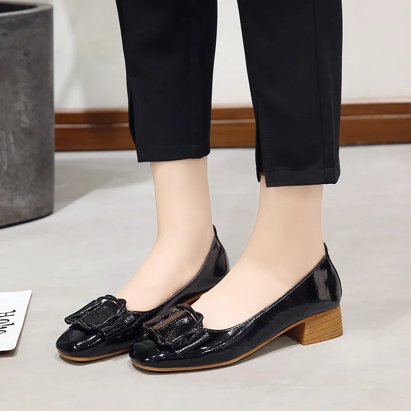 

2018 Autumn New Style Low-Cut Soft-Sole Patent Leather Shoes Women Red Wedding Shoes Versatile Square Buckle Chunky-Heel Grandma