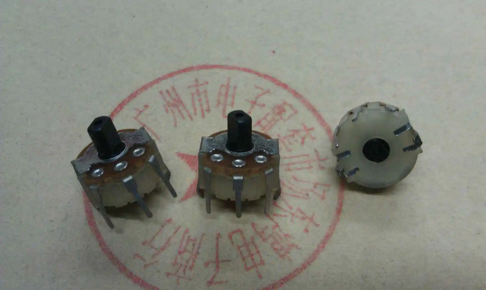 Alps Marca Y10 Potenziometro Di Precisione A Regolazione Fine Cintura A Collegamento Singolo Punto Medio 10K