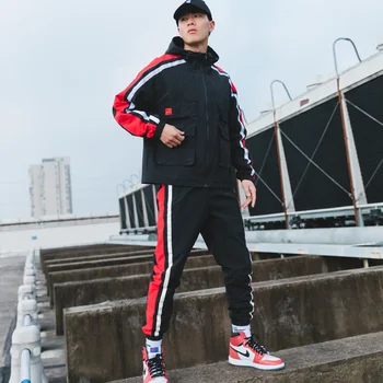 

Brand Men's Sports Suits Loose comfortable Casual Jacket+Sports Pants 2PCS Suit Multi-pocket black Hooded jogging Track Suit