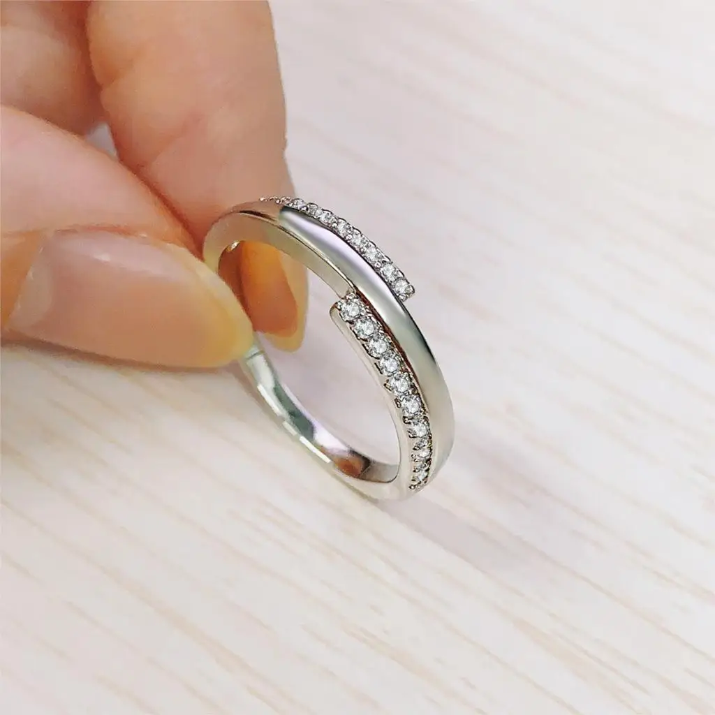 Crystal Rings Engagement Rings Fashion Rings Wedding Rings Finger Rings Ring For Women Thin Winding Wedding Engagement Ring Silver Color Crystal Jewelry DZR018