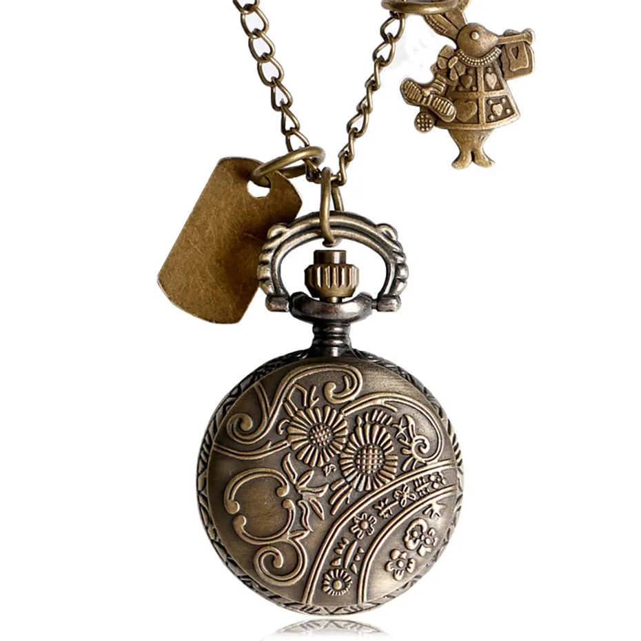 Small Size Alice In Wonderland Theme Pendant Necklace Watch Quartz Pocket Clock with Drink Me Rabbit Accessory Kids Gift