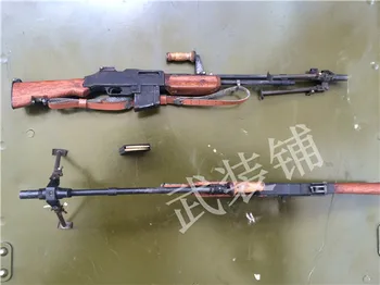 

1: 6 Weapon Metal Gun WWII US Browning Machine Gun M1 Light Machine Gun WWII Famous Gun