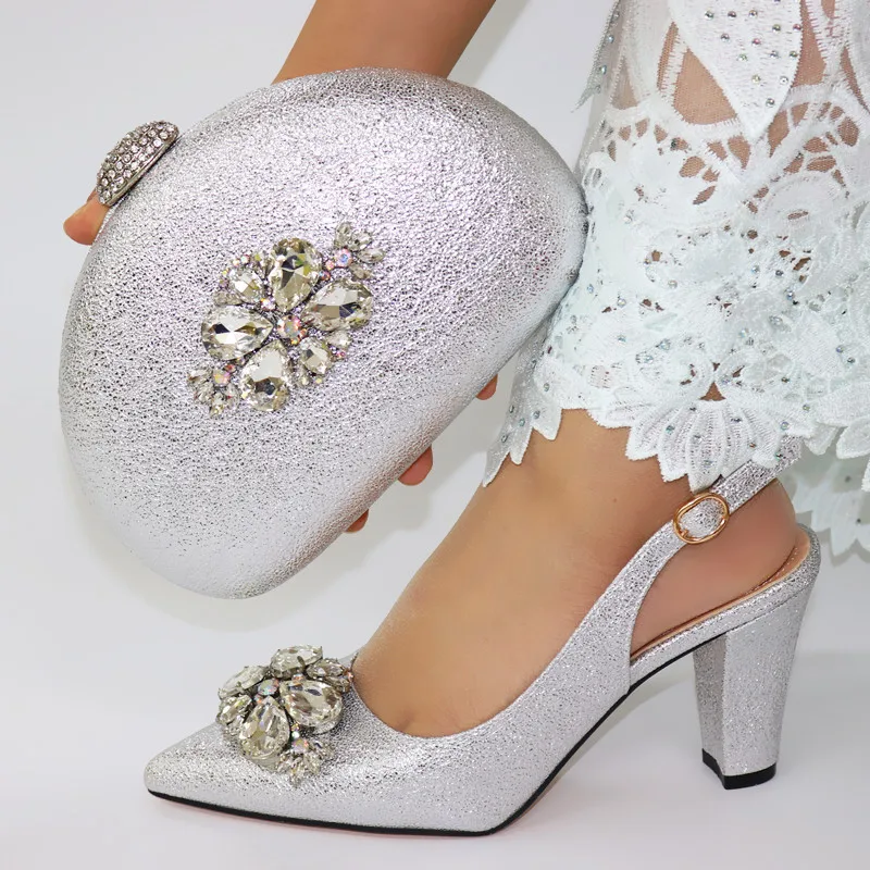 CR893银色上脚图