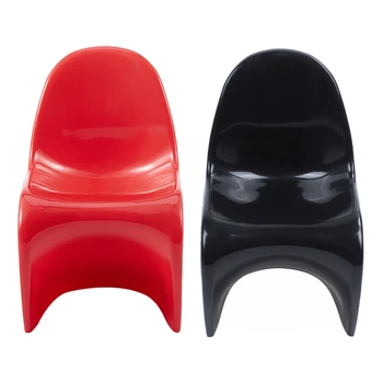 

2 Pcs 1/6 Dollhouse Miniature Furniture Plastic "S" Shape Chair - Black & Red