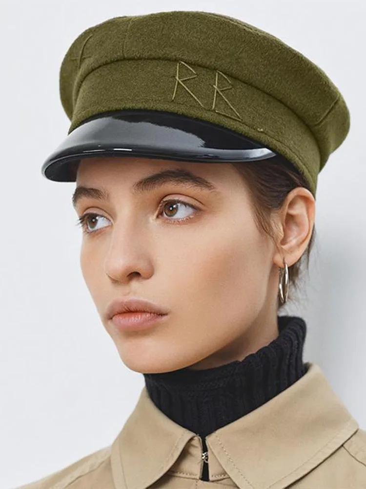 Women Hats Newsboy Caps Flat letter Plaid Militray Caps British Vintage Visor cap