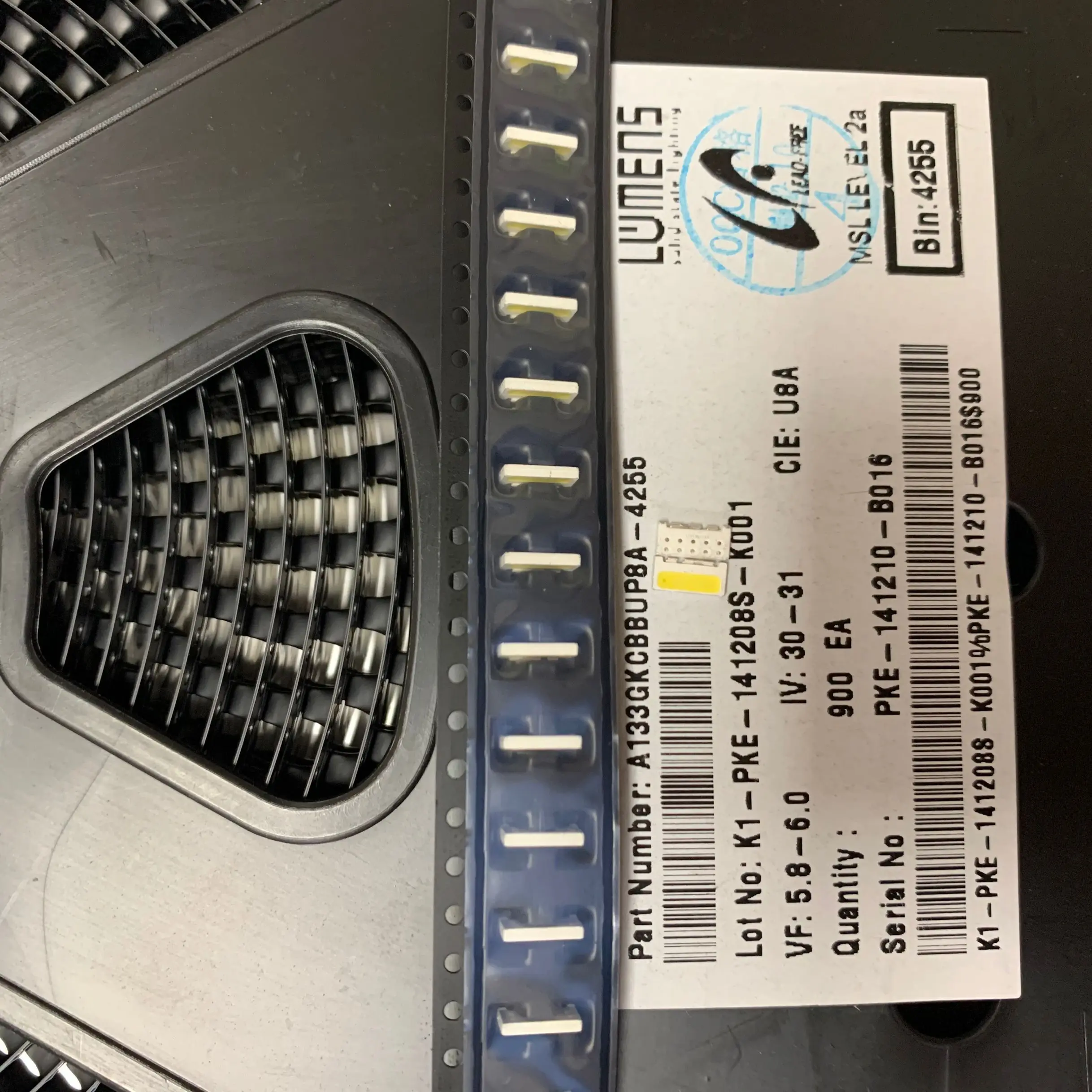 100 шт./лот край SMD СВЕТОДИОДНЫЙ 7032 6 в 1 Вт 160mA холодный белый Высокая Мощность для ТВ Подсветка