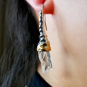 

Novel Irregular Lcicle Shape White Crystal Earrings Tribal Vintage Torch Metal Swing Dangle Earrings For Women Z3D395