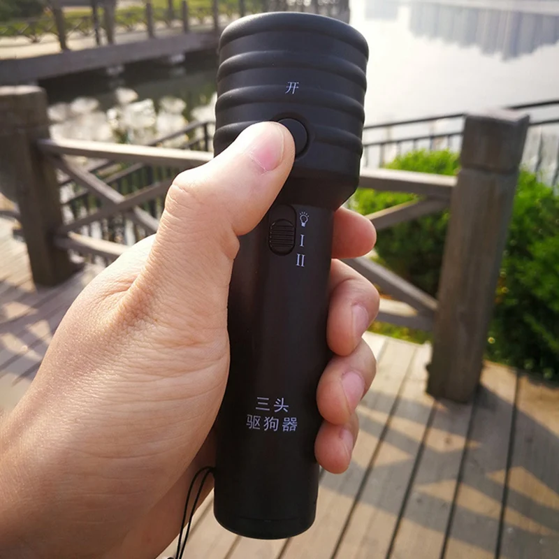 

Handheld Ultrasonic Dog Repellent Trainer Bark Stopper With LED Flashlight Safe Dog Deterrent Dog Trainer Tools