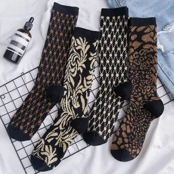

Artistic creation restoring ancient ways female socks Japanese and Korean fashion embroidery totem novel fashion female socks