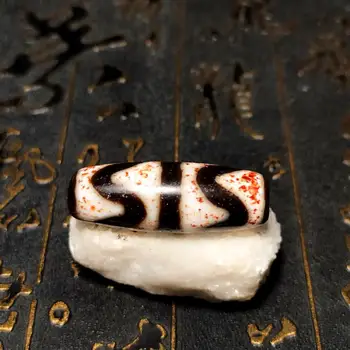 

Old agate beads Ji black/white Double tiger teeth totem Tibetan agate DZI beads for men&women amulet bracelet necklace making