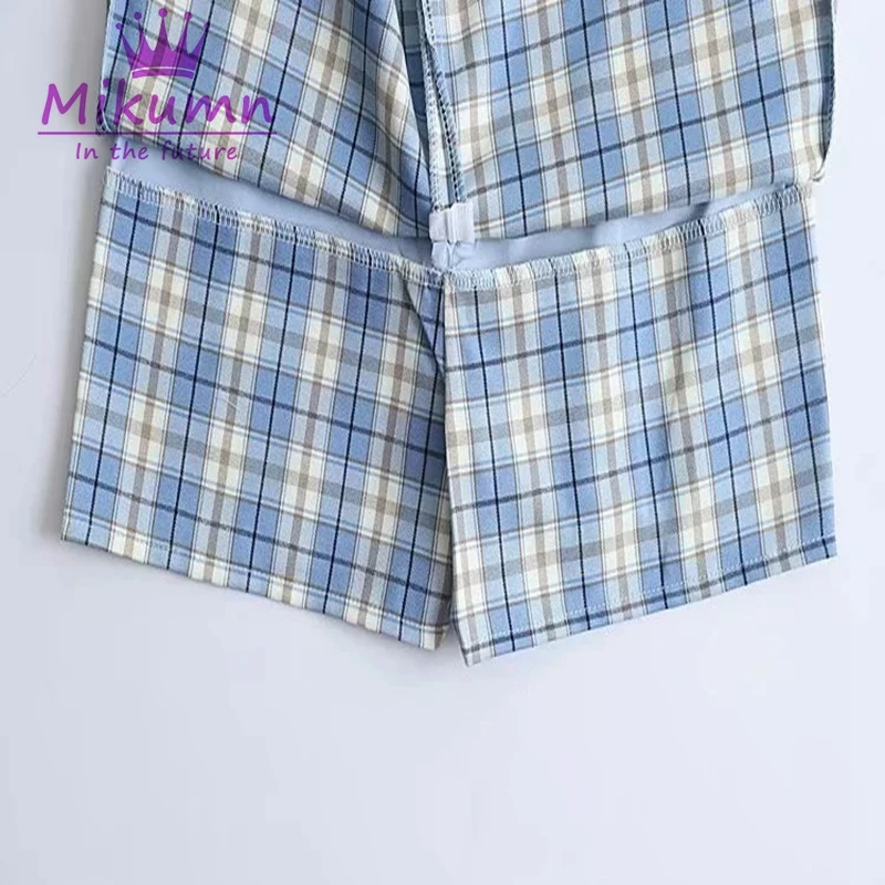 12977880017_676678908