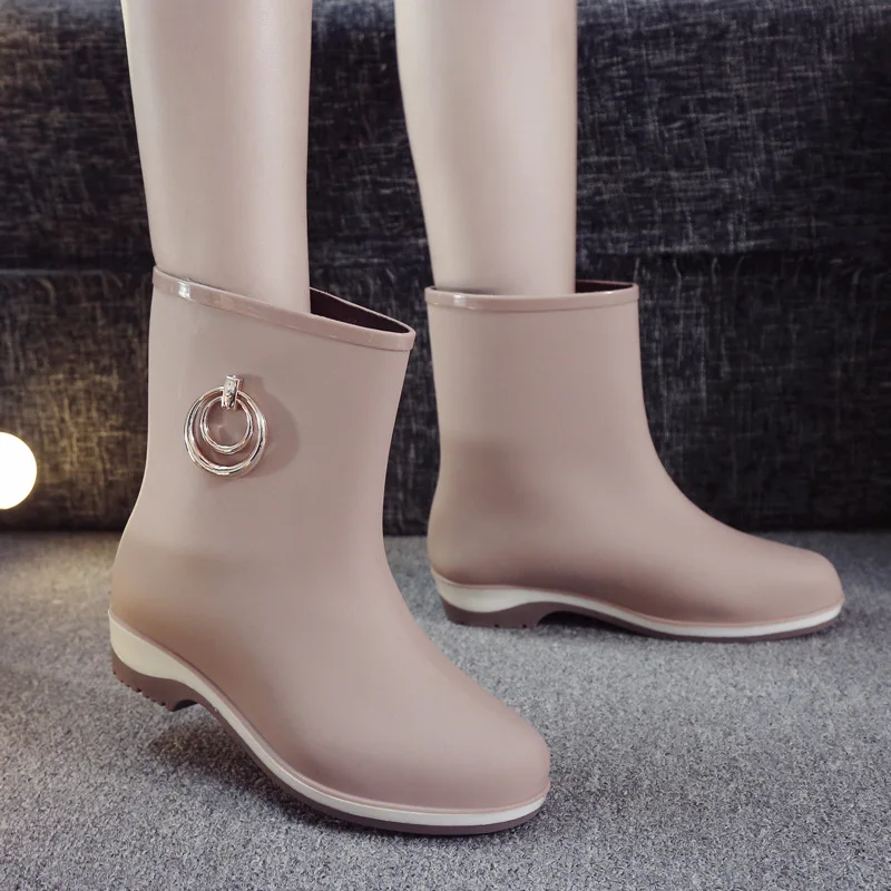 

2022 New Short Women Rubber Boots Ankle Rain Boots Fall Autumn Rain Day Waterproof Woman Rain Shoes Wading Fishing galoshes