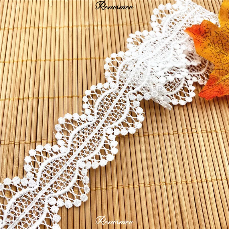 21099880259_1129860023