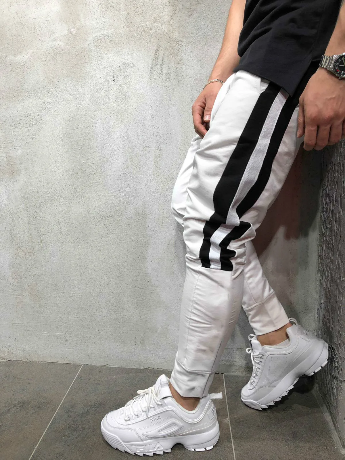 Tether Rope Color Matching Feet Trousers 6 Tether Rope Color Matching Feet Trousers 6