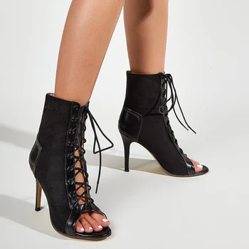 

Plus Size Woman Boot 2020 Hight Heel Boots Autumn Ladies Cross Strappy Ankle Boots Fashion Ladies Dress Shoes Bottes Femmes