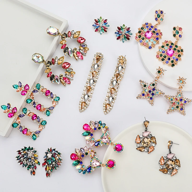 

Pauli Manfi 2019 New Fashion Colorful Rhinestone Earrings Women Bohemian Geometric Dangle Earring Engagement Party Charm Jewelry