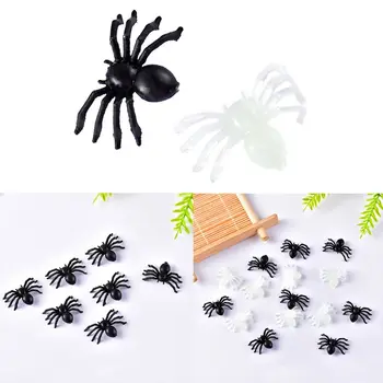 

2020 New Plastic Spiders Halloween Decoration Small Fake Spider Funny Toy