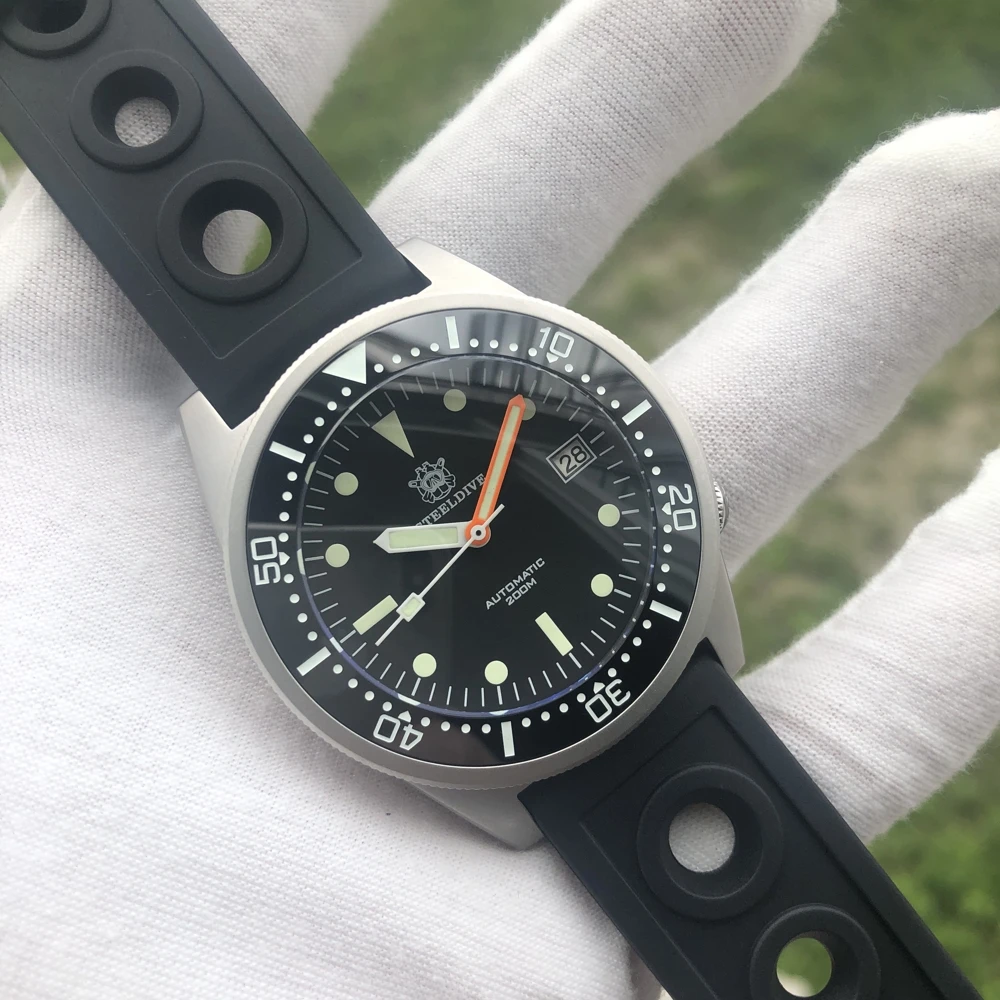 

STEELDIVE SD1979 Shark Dive Watch 200m Mechanical Watch Men Wrist Automatic C3 Super Luminous Automatic Watches Men