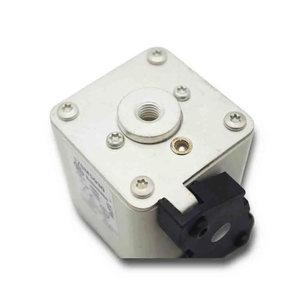 

Bussmann Fuse 170M5930 1000V 700A ceramic fuse for short circuit Protection