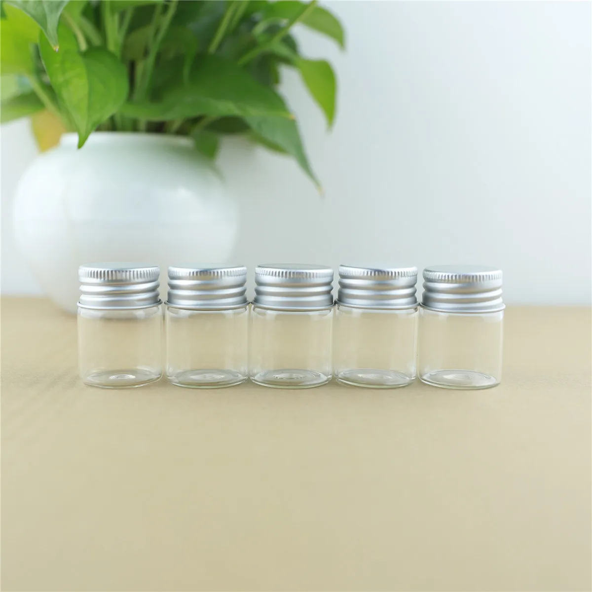 24 PCS/lot 30*40mm 15ml Cute Small Glass Bottles Aluminum Caps Glass Tiny Jars Vials Transparent Containers Bottles