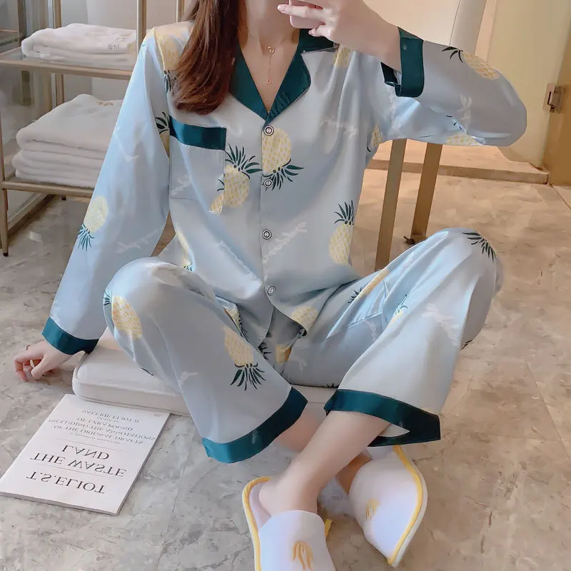 

[Temperature Attitude Warm] Korean-style Spring Women's Model Silk Fold-down Collar Printed Long Sleeve Trousers Home Wear Two-P