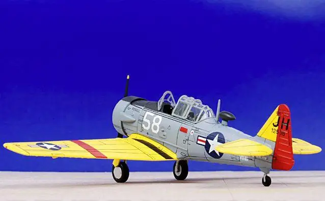 HOBBY MASTER USA T-6 Training 1/72 diecast plane model aircraft