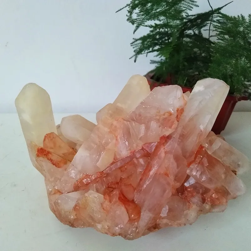 

Natural raw crystal clusters minerals teaching rare raw crystal clusters of yellow and white quartz crystal symbiotic crystal