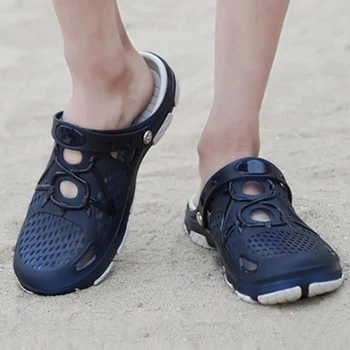 

Comfortable Hollow Men Slippers Beach Shoes 2020 Non Slip Waterproof Travel Outdoor Summer Flats Shoes Sandals