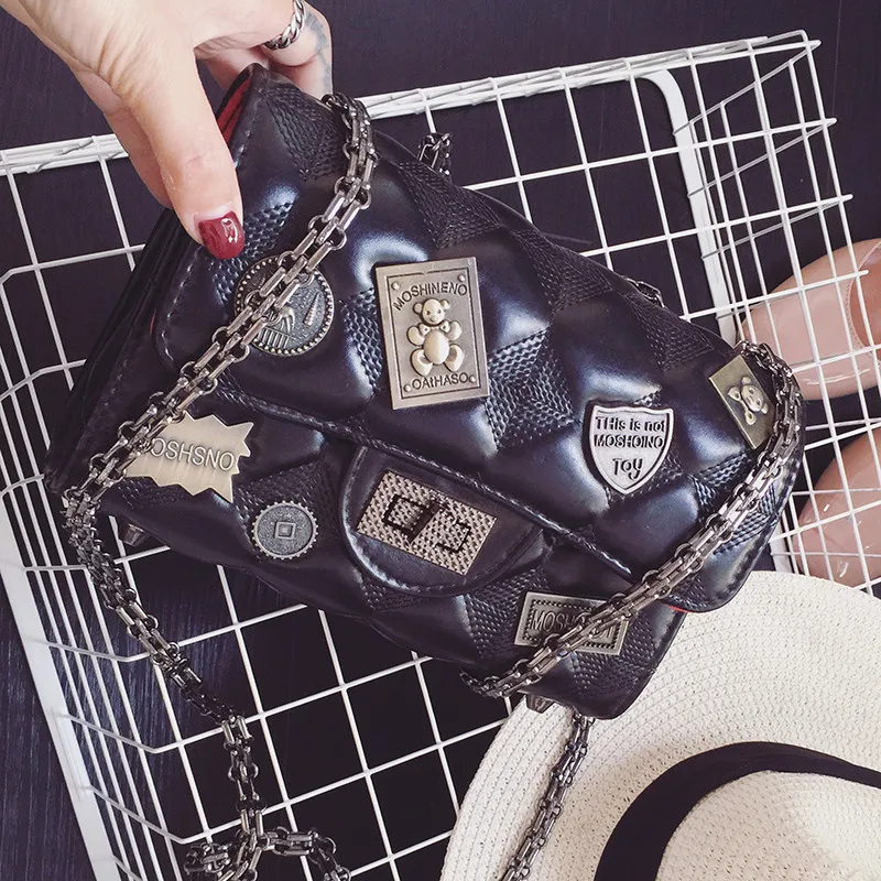 

WOMEN'S Bag 2017 Spring And Summer New Style Chain Square Sling Bag Korean-style Fashion Badge Rivet WOMEN'S Bag Lock Shoulder B